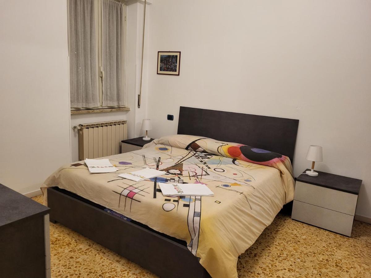 Soggiorna Con Claudia Lägenhet Rom Exteriör bild